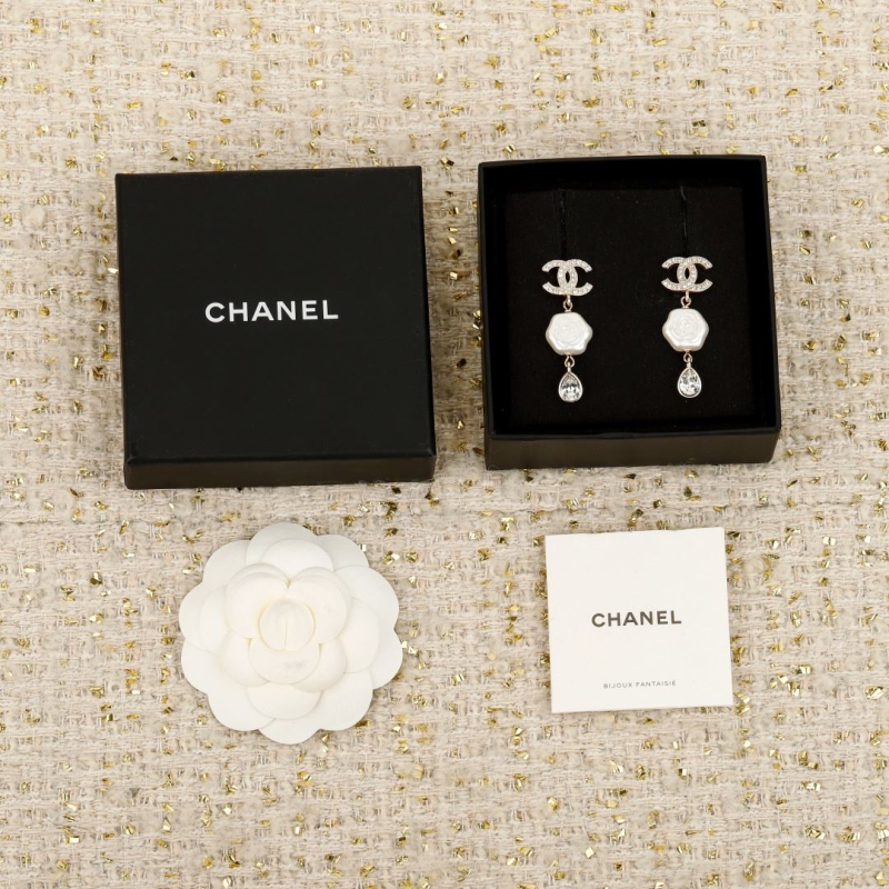 Ch**el earrings